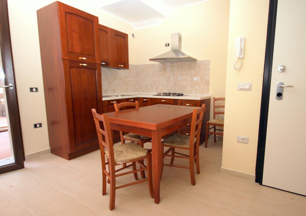 Il Girasole Villa SantʼAntìoco Rum bild